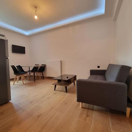 Thanos Apartment Птолемаис Экстерьер фото
